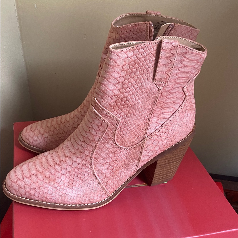 New in Box Mackin J Boots - Picture 2 of 7